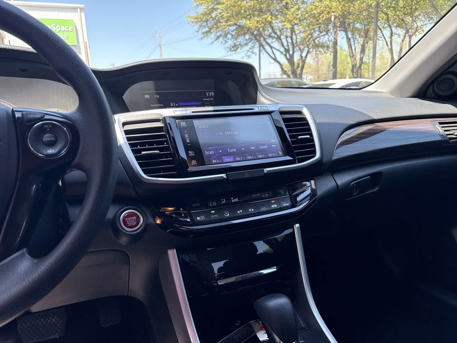 Thumbnail: 2016 Honda Accord - 29