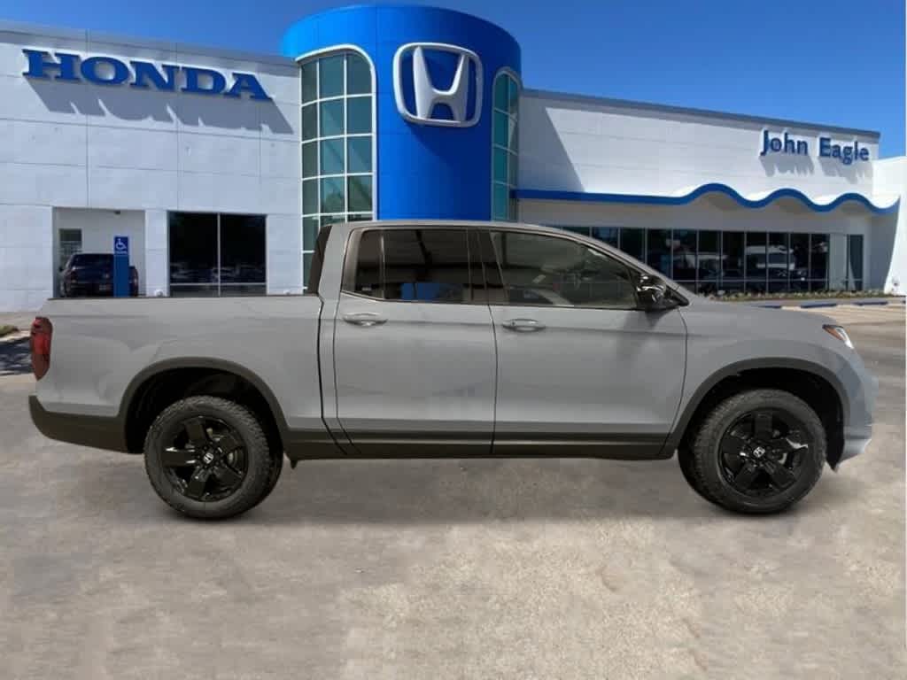 Thumbnail: 2026 Honda Ridgeline - 8