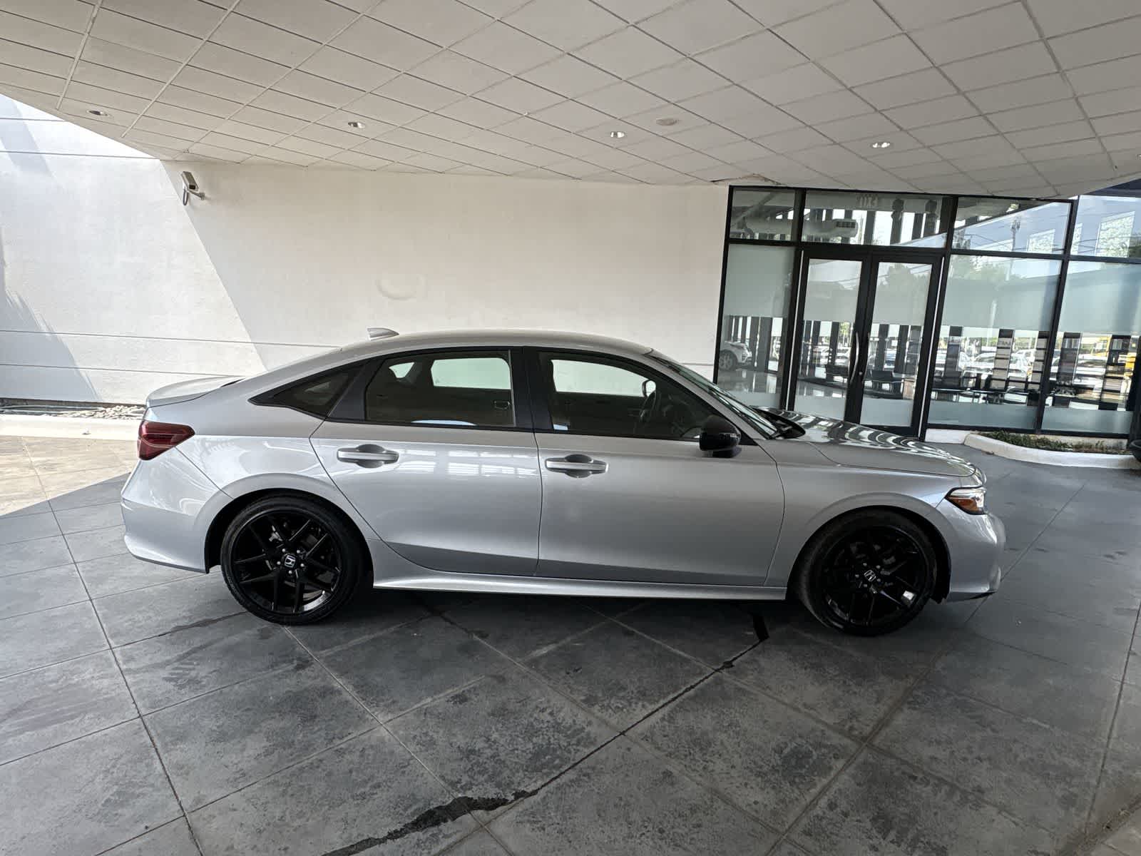 Thumbnail: 2025 Honda Civic - 24