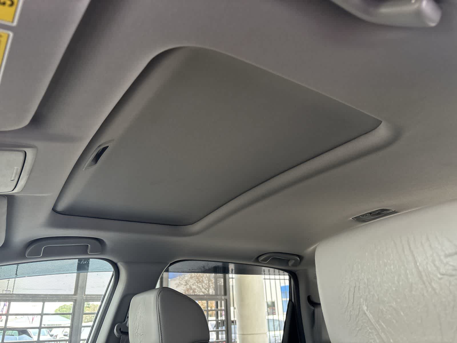 Thumbnail: 2022 Honda CR-V - 25