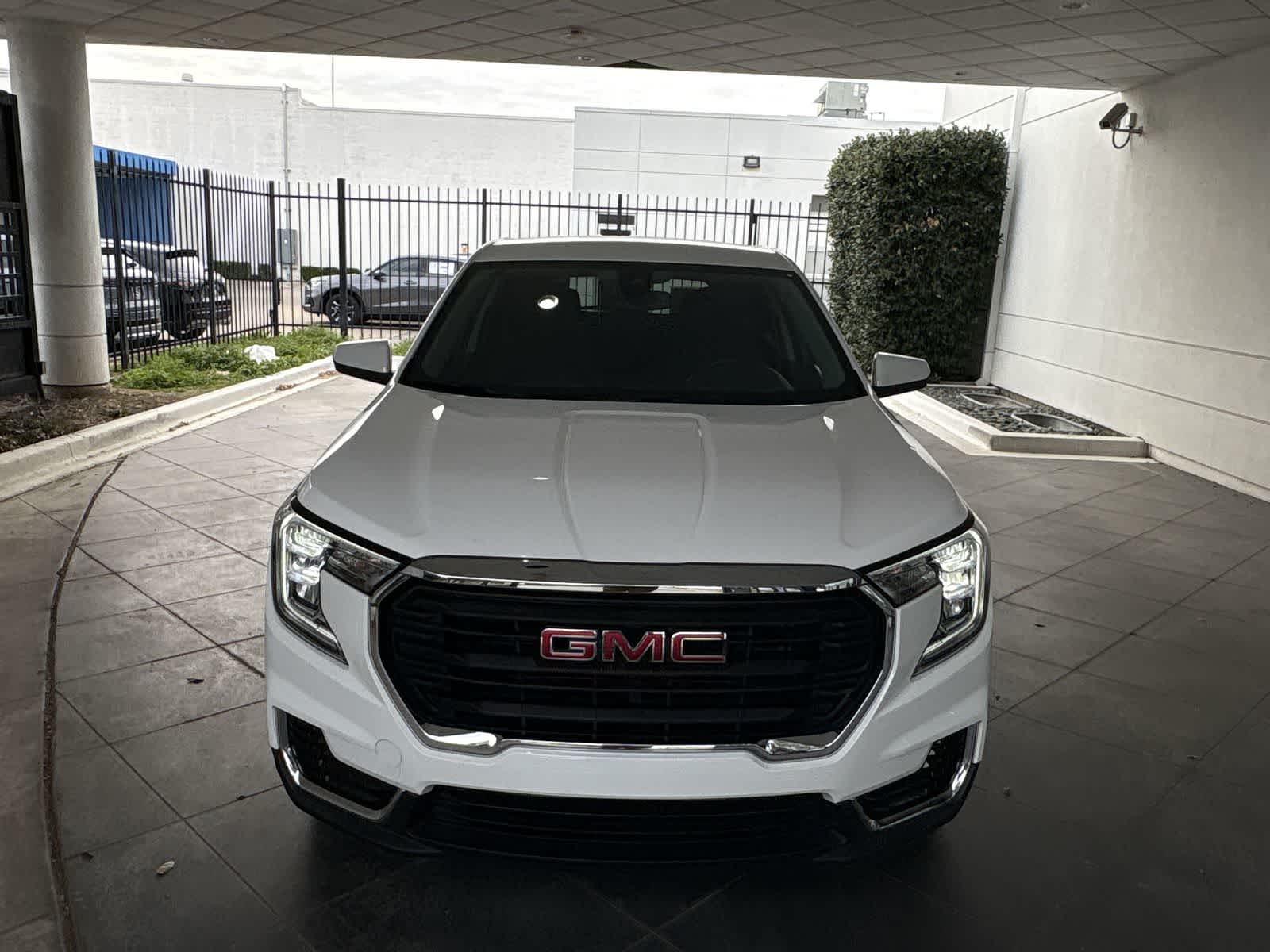 Thumbnail: 2024 GMC Terrain - 6