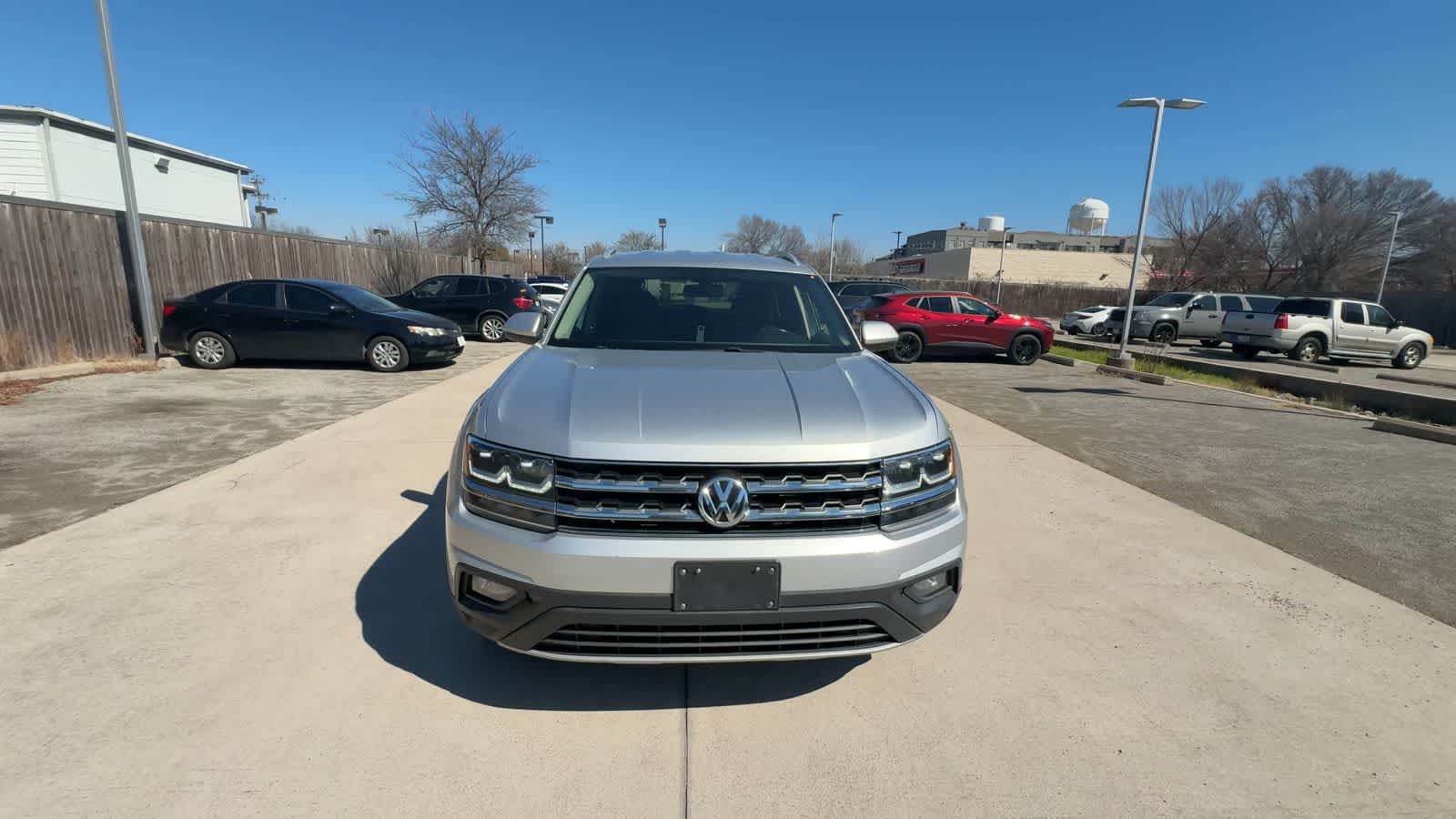 Thumbnail: 2018 Volkswagen Atlas - 3