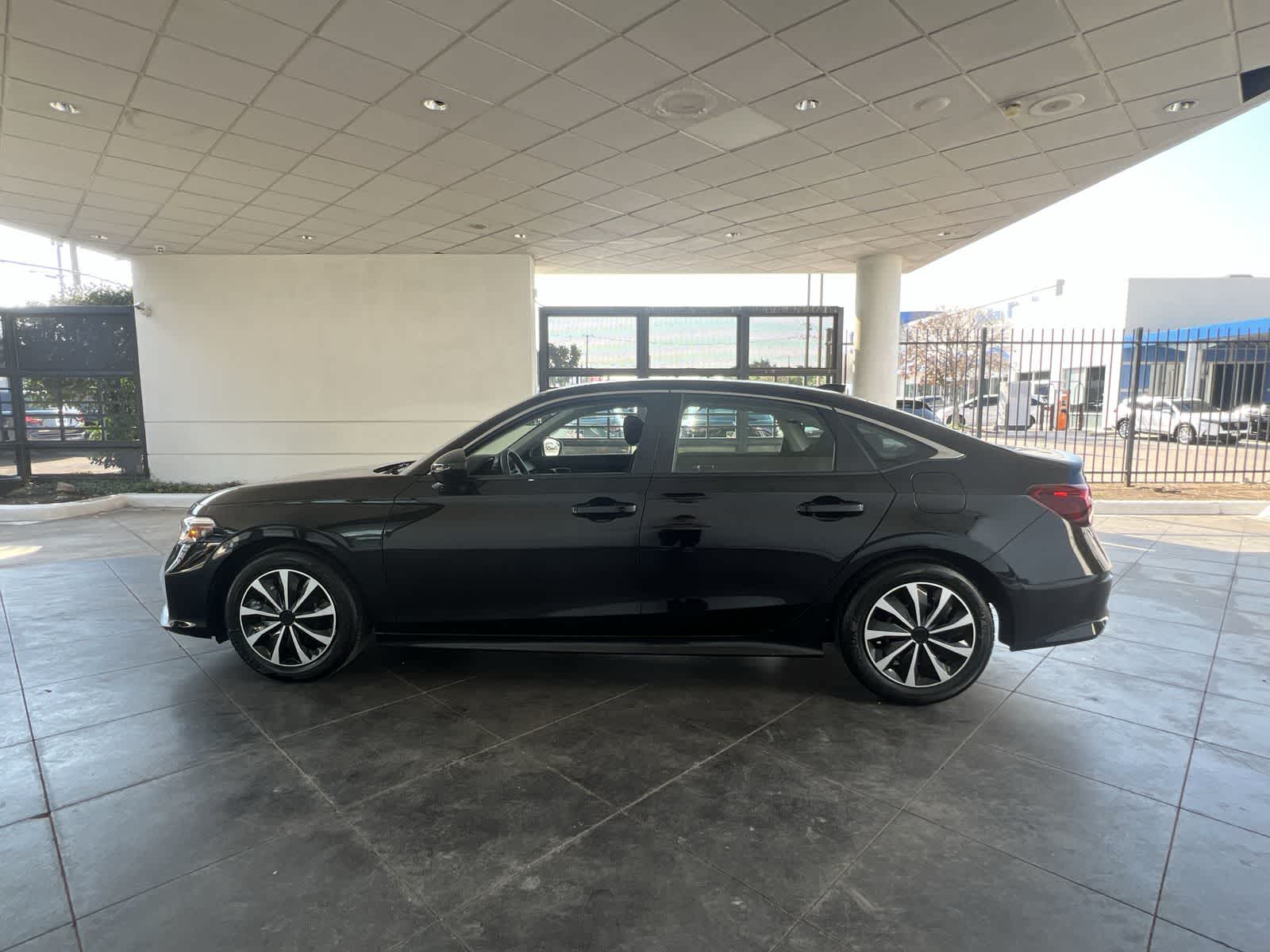 Thumbnail: 2025 Honda Civic - 3