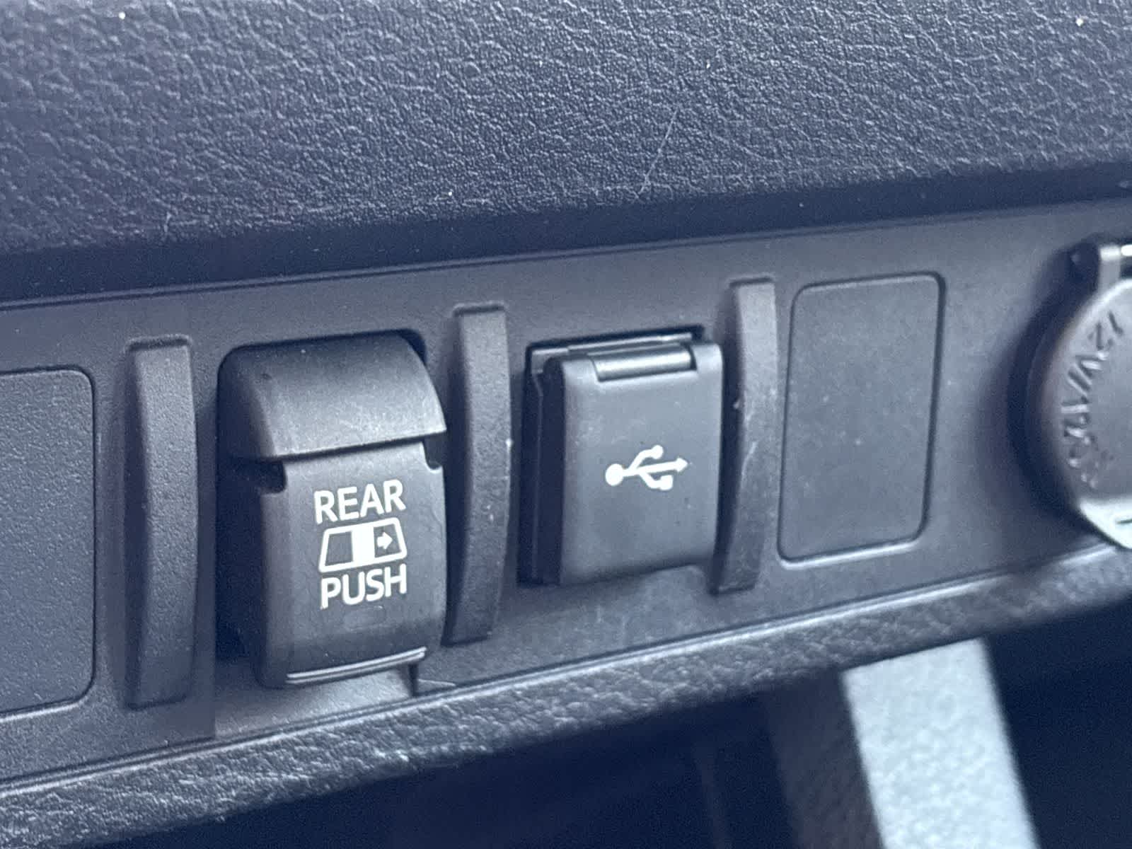 Thumbnail: 2023 Toyota Tacoma - 35