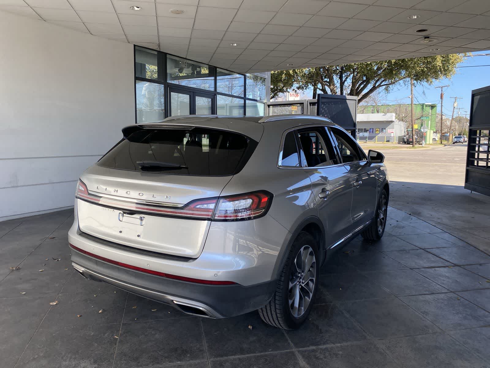 2022 Lincoln Nautilus Reserve 25