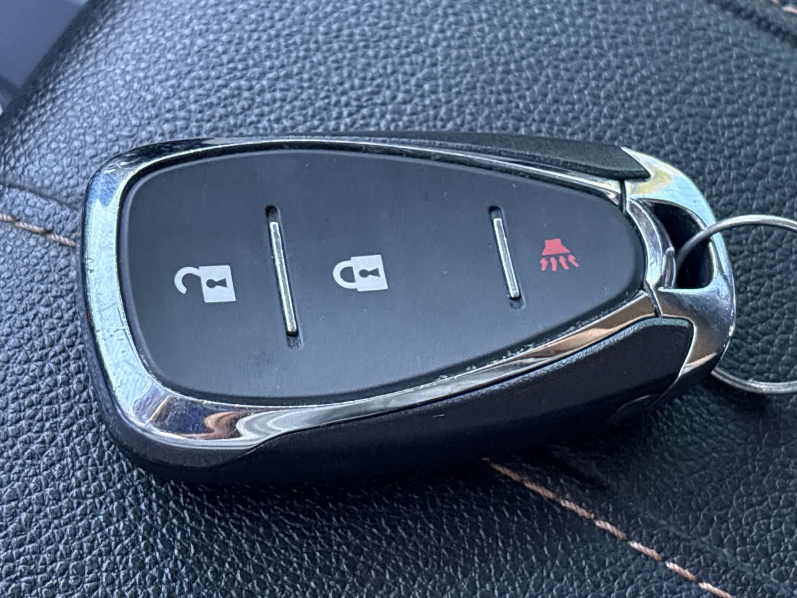 Thumbnail: 2021 Chevrolet Traverse - 19