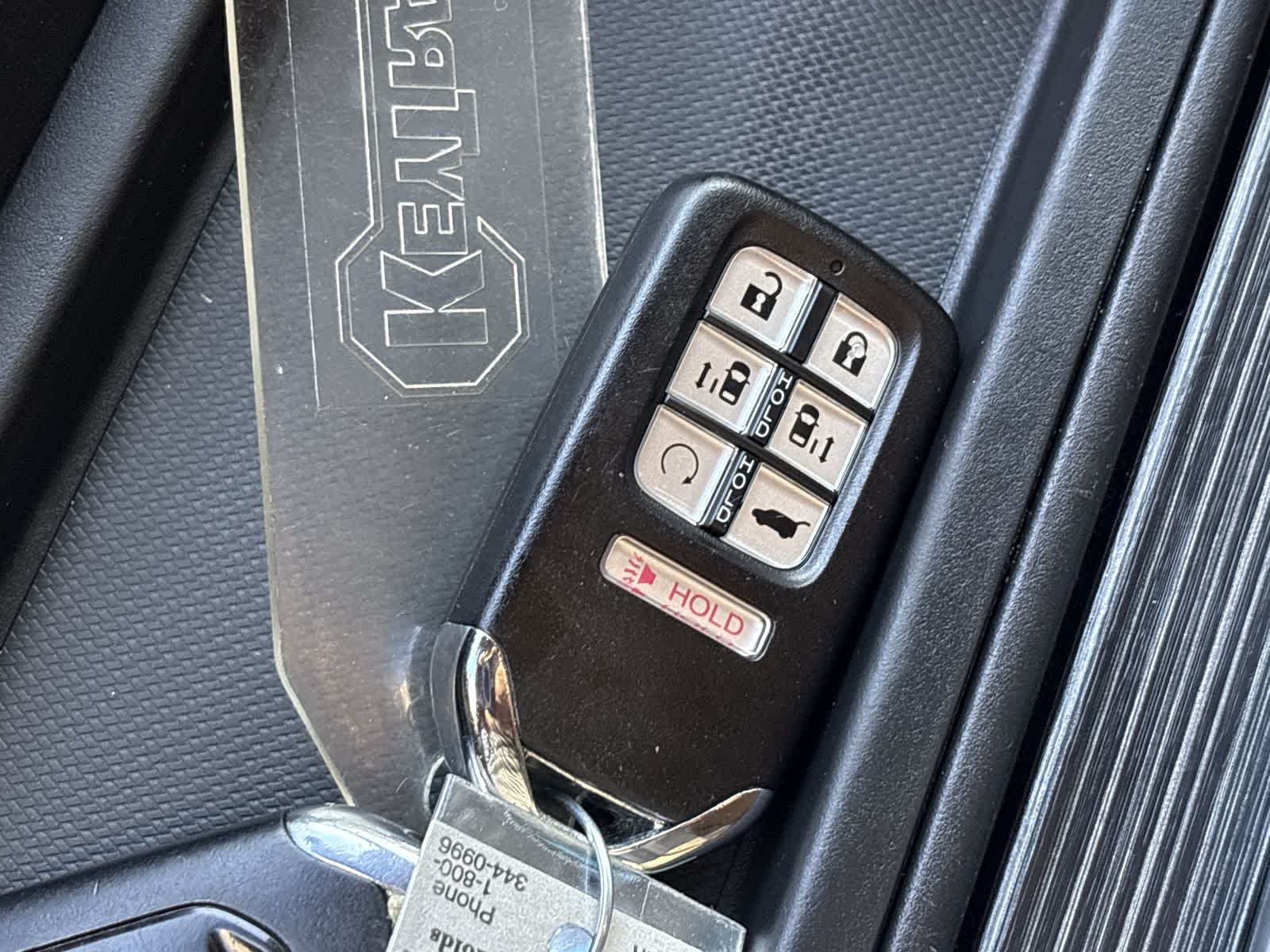 Thumbnail: 2018 Honda Odyssey - 19