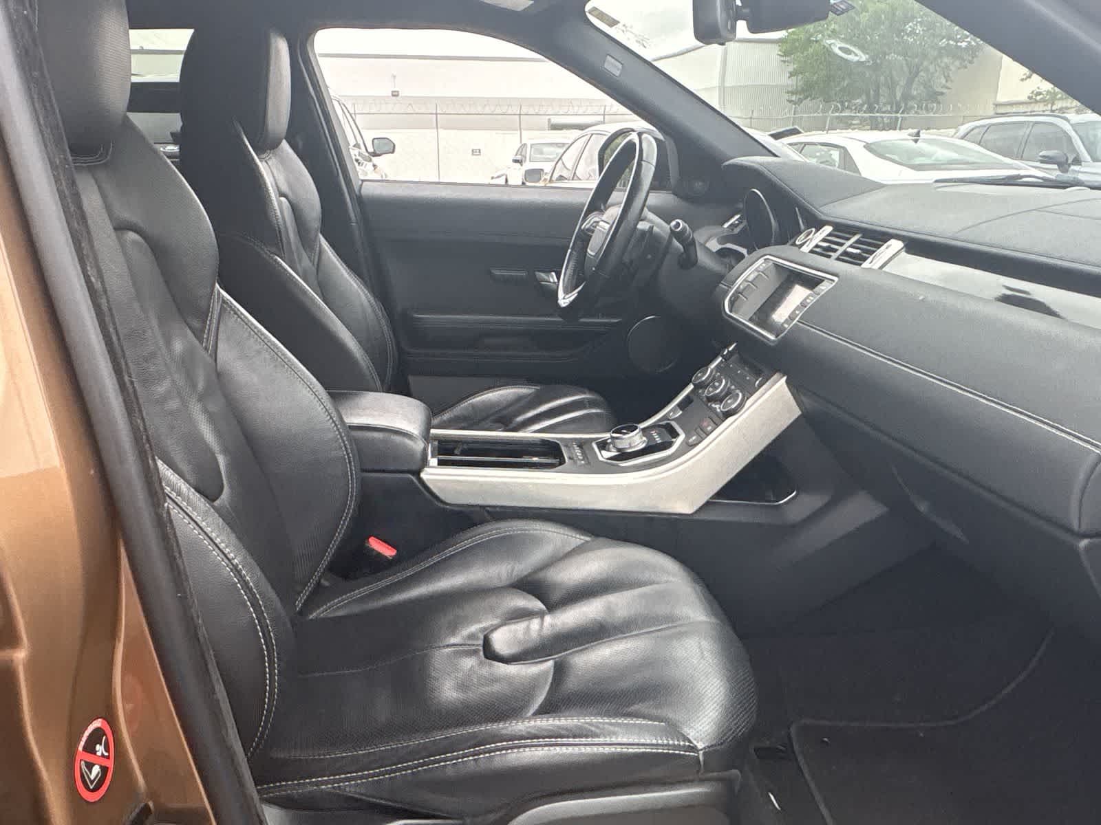 Thumbnail: 2014 Land Rover Range Rover Evoque - 16