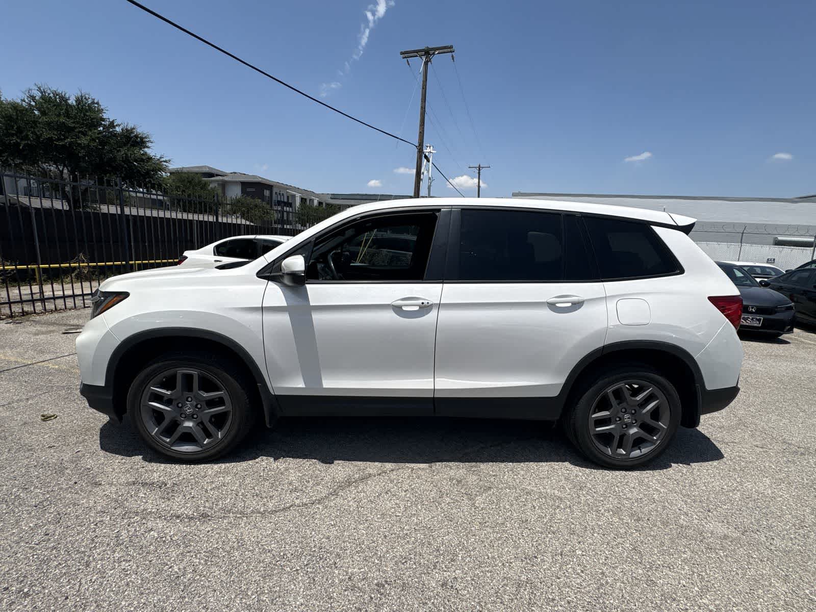 Thumbnail: 2023 Honda Passport - 2