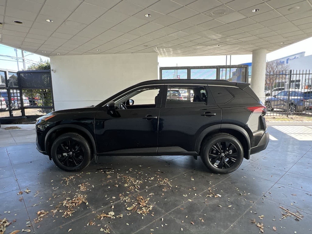 Used 2023 Nissan Rogue SV SUV