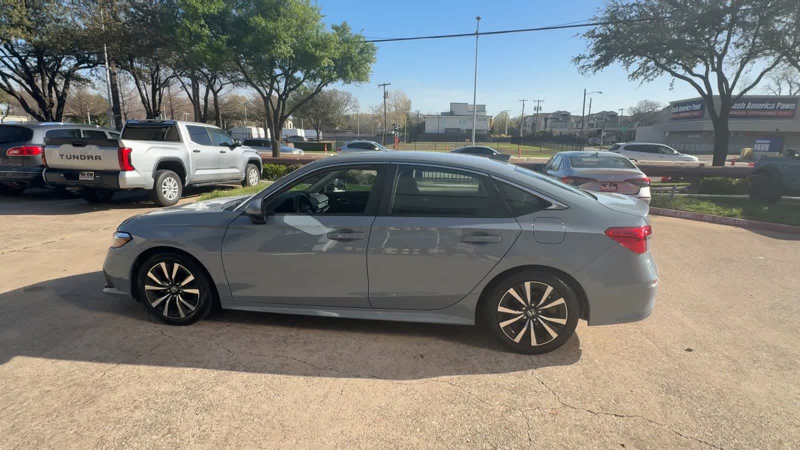 Thumbnail: 2023 Honda Civic - 5