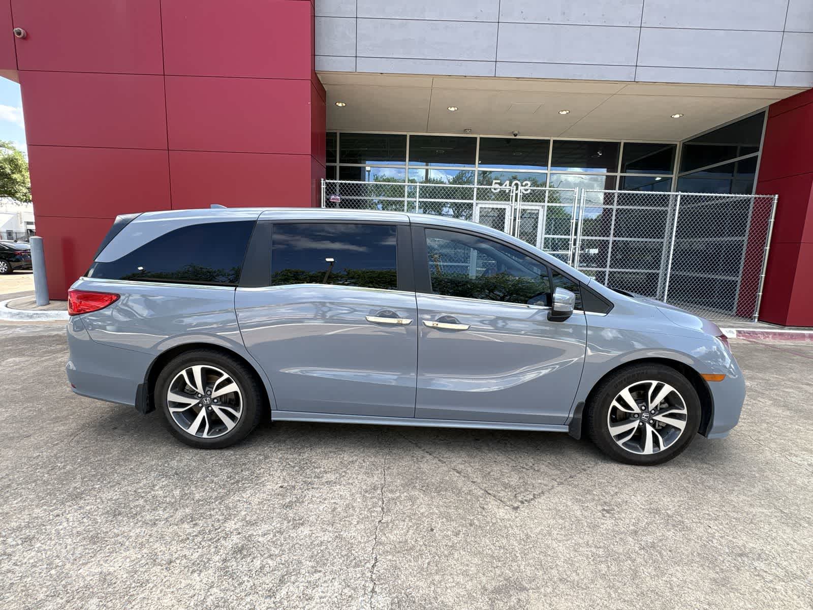 Thumbnail: 2023 Honda Odyssey - 7