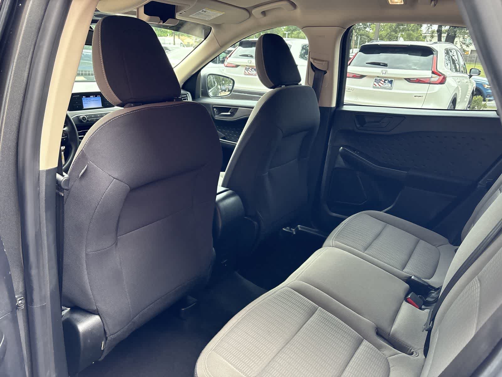 2020 Ford Escape S 11