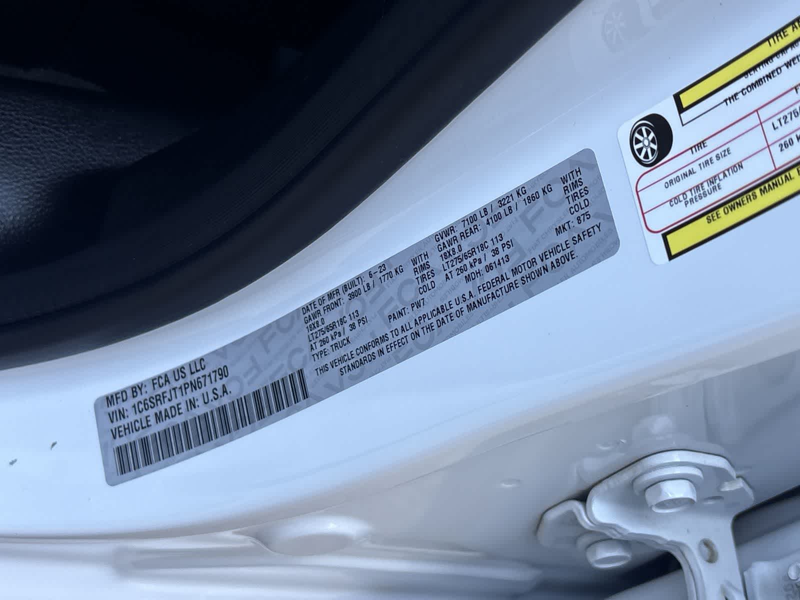 Thumbnail: 2023 RAM 1500 - 38