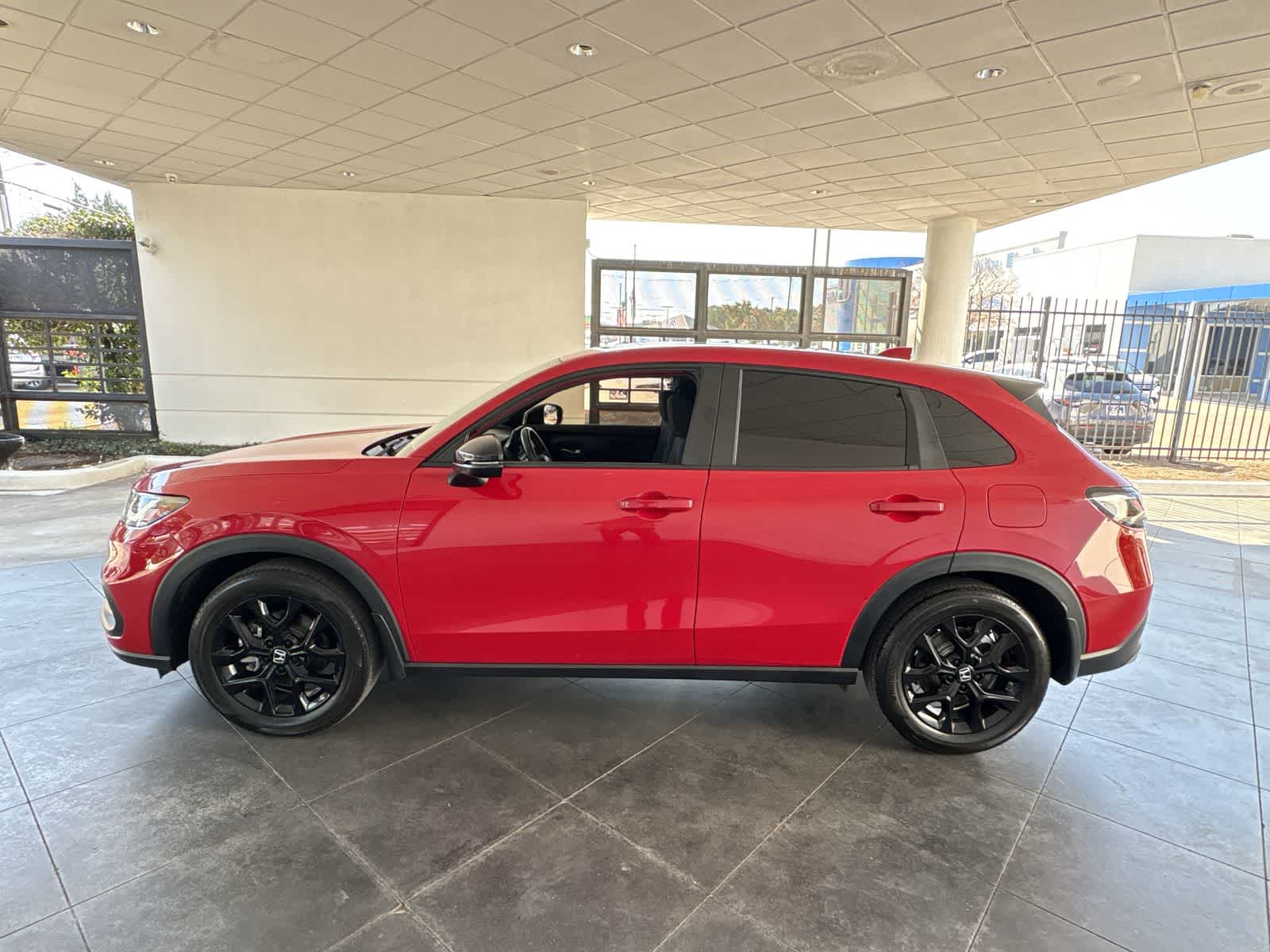 2024 Honda HR-V Sport photo 2