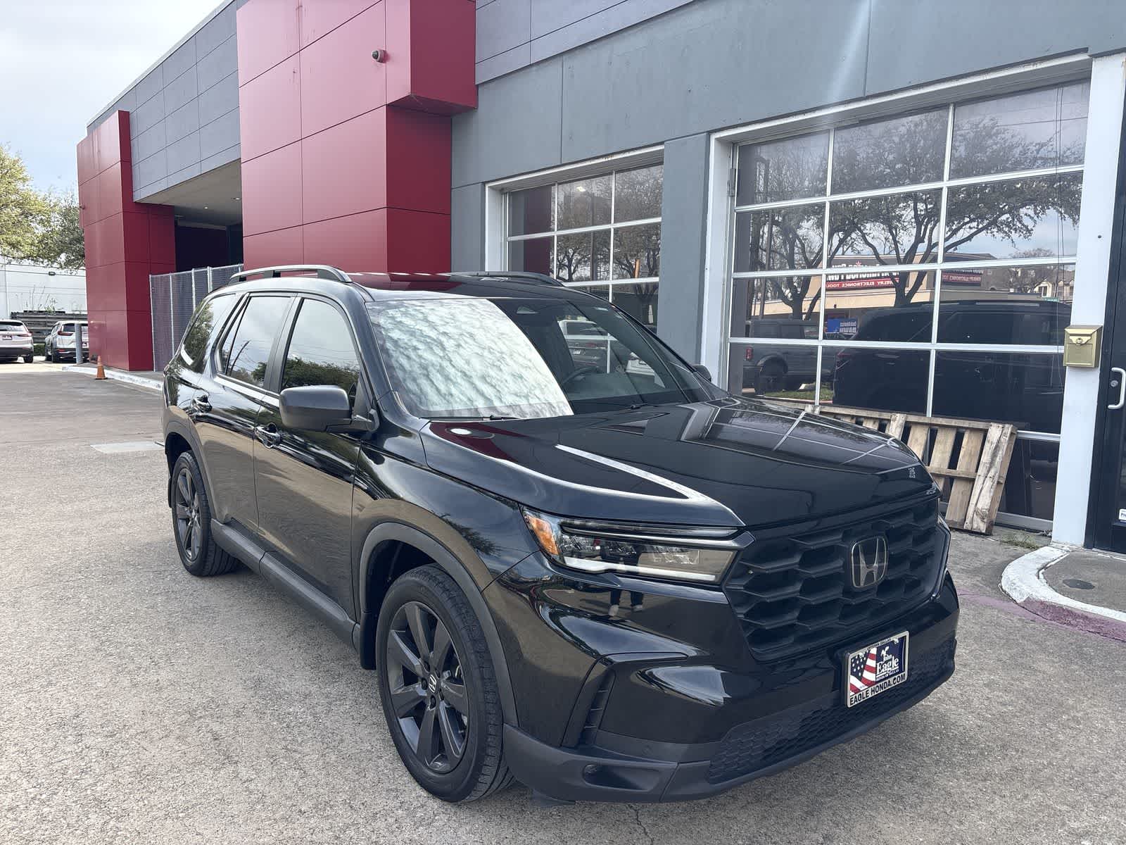 Thumbnail: 2023 Honda Pilot - 16