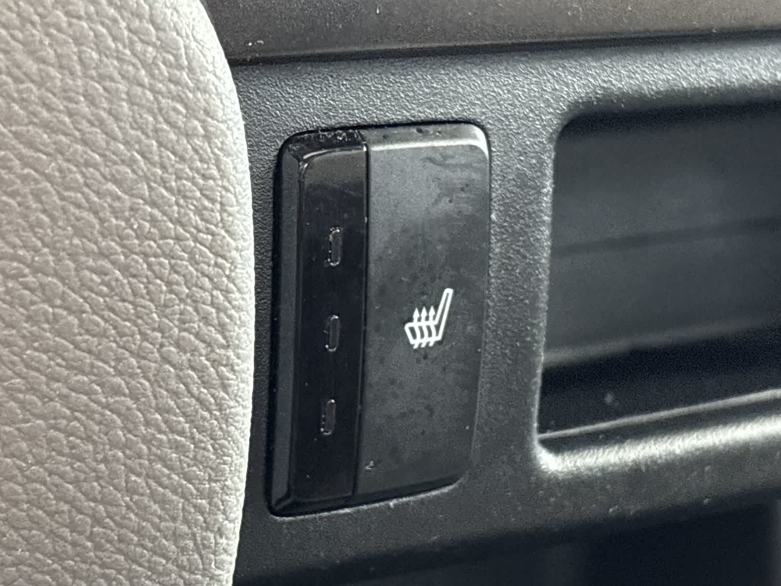 Thumbnail: 2019 Honda Pilot - 28