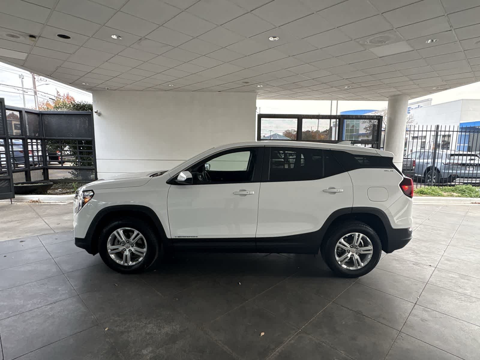 Thumbnail: 2024 GMC Terrain - 3