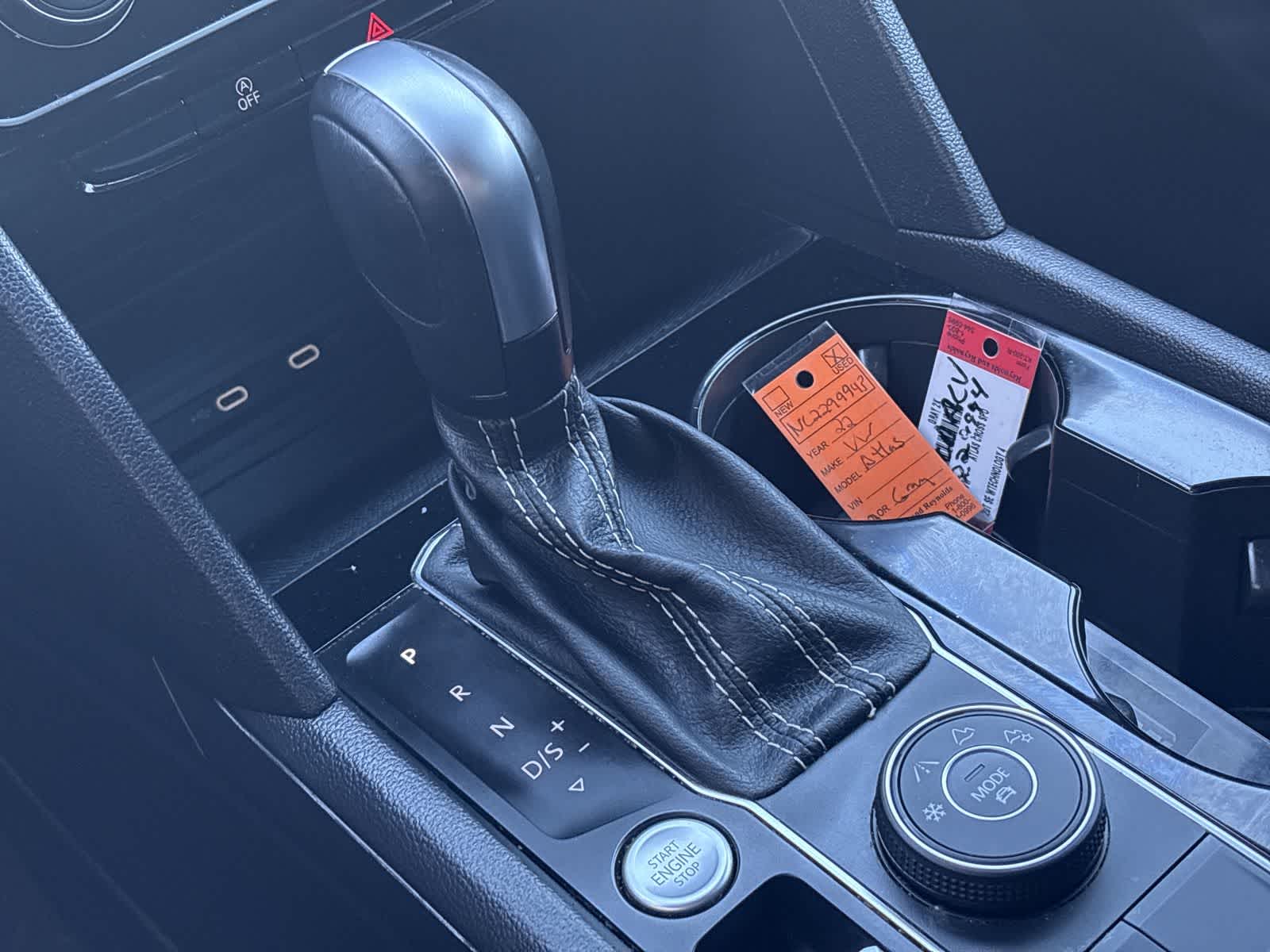 Thumbnail: 2022 Volkswagen Atlas - 24