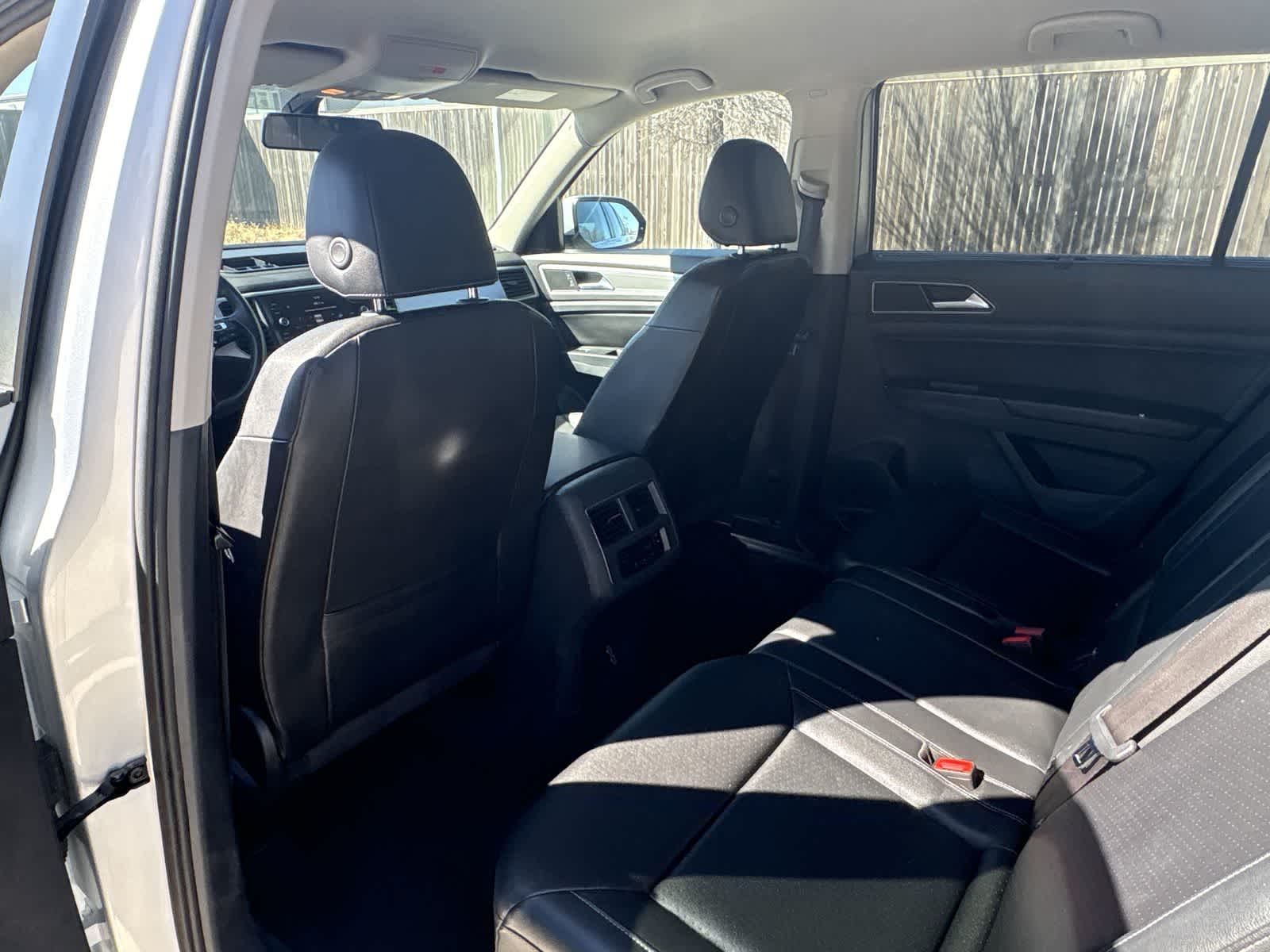 Thumbnail: 2018 Volkswagen Atlas - 23