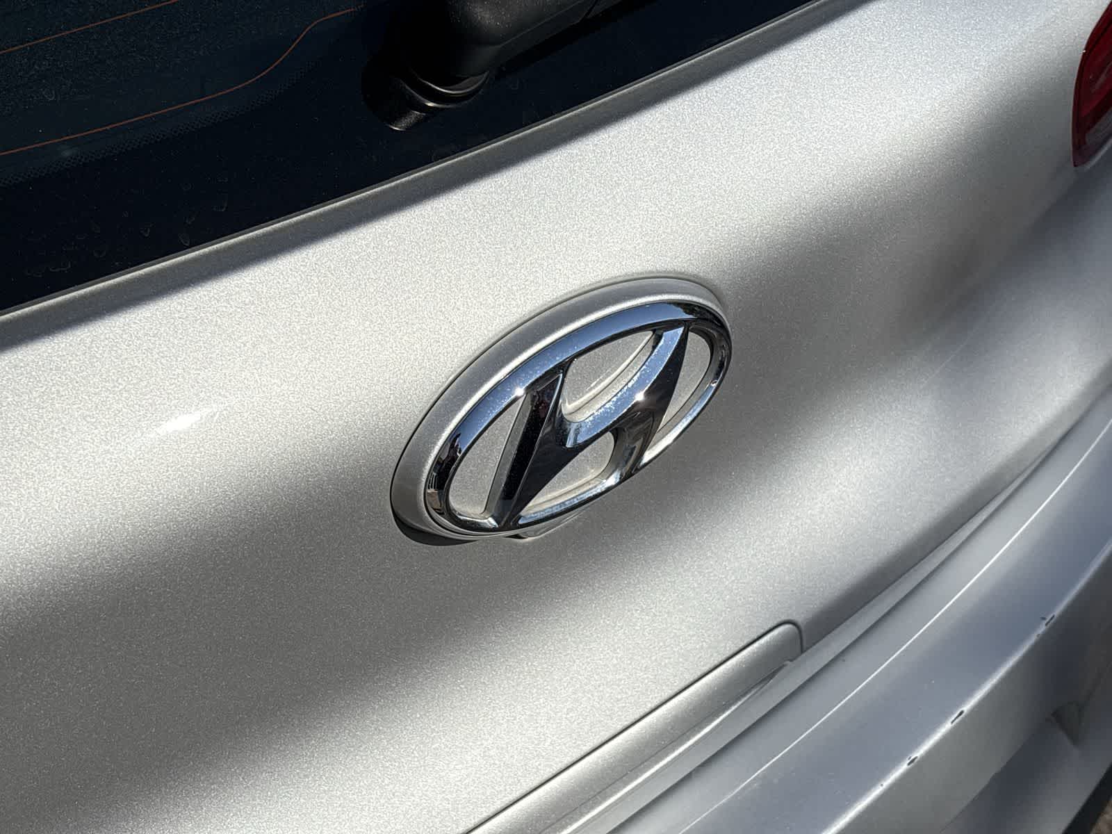 Thumbnail: 2018 Hyundai Elantra - 21