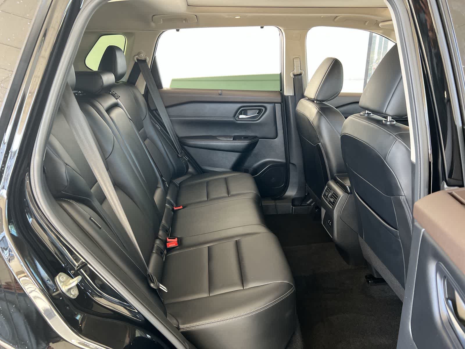 Thumbnail: 2023 Nissan Rogue - 12