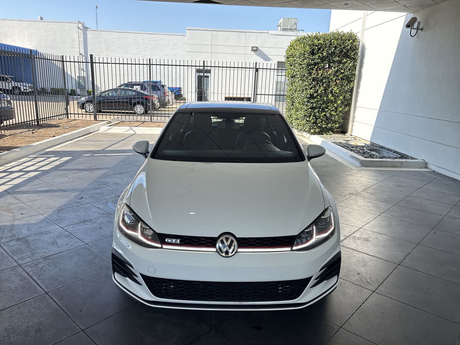 Thumbnail: 2018 Volkswagen Golf - 6