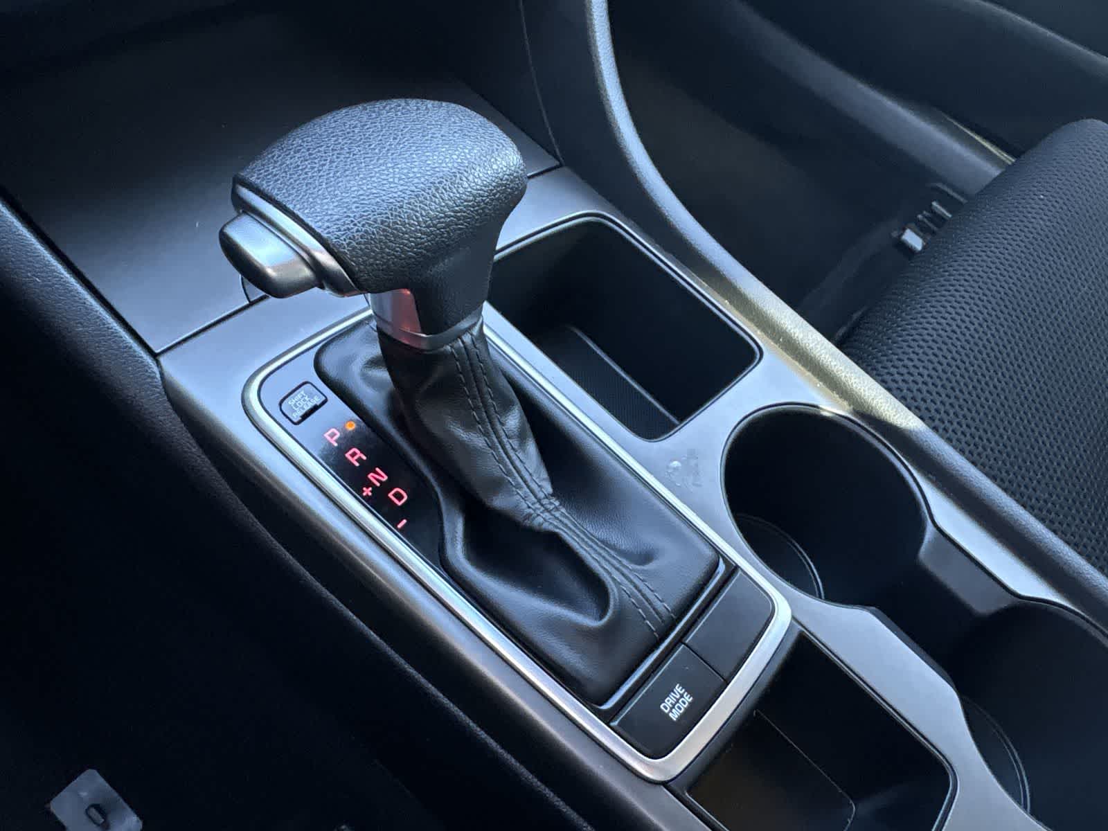 Thumbnail: 2019 Kia Optima - 16