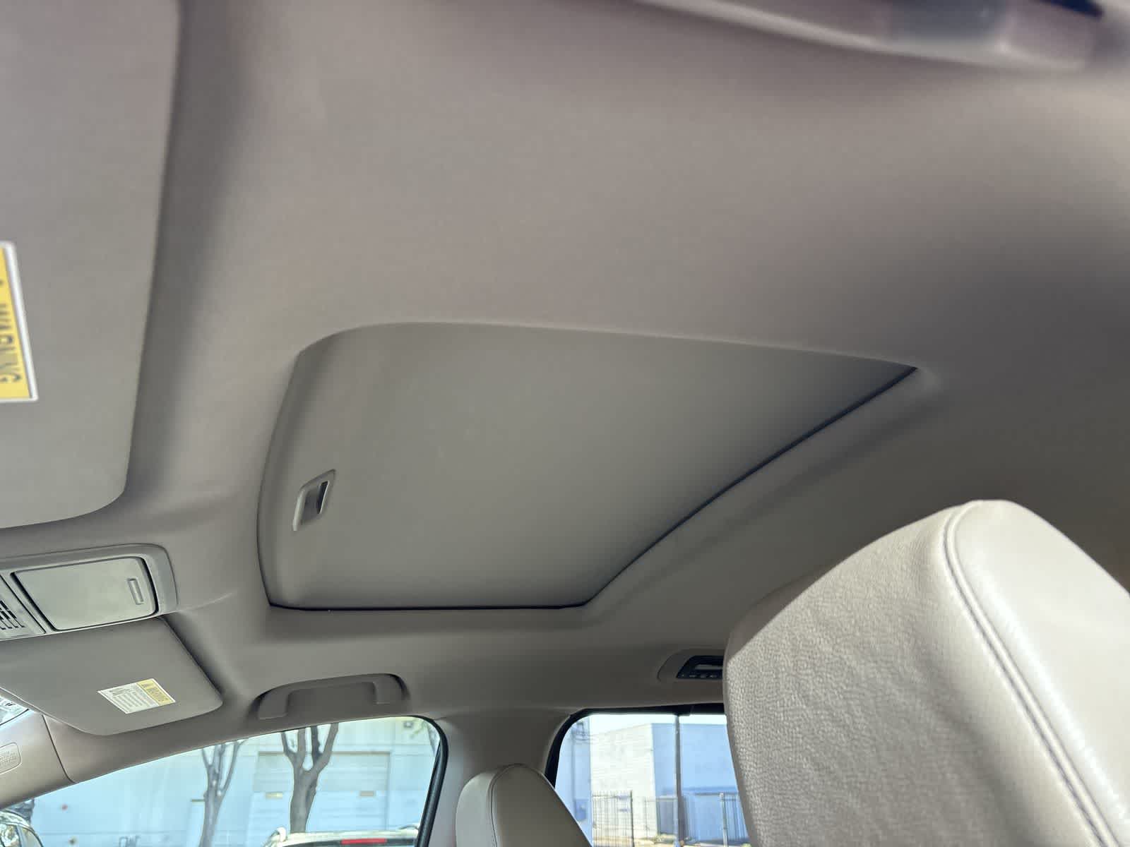 Thumbnail: 2018 Honda Odyssey - 26