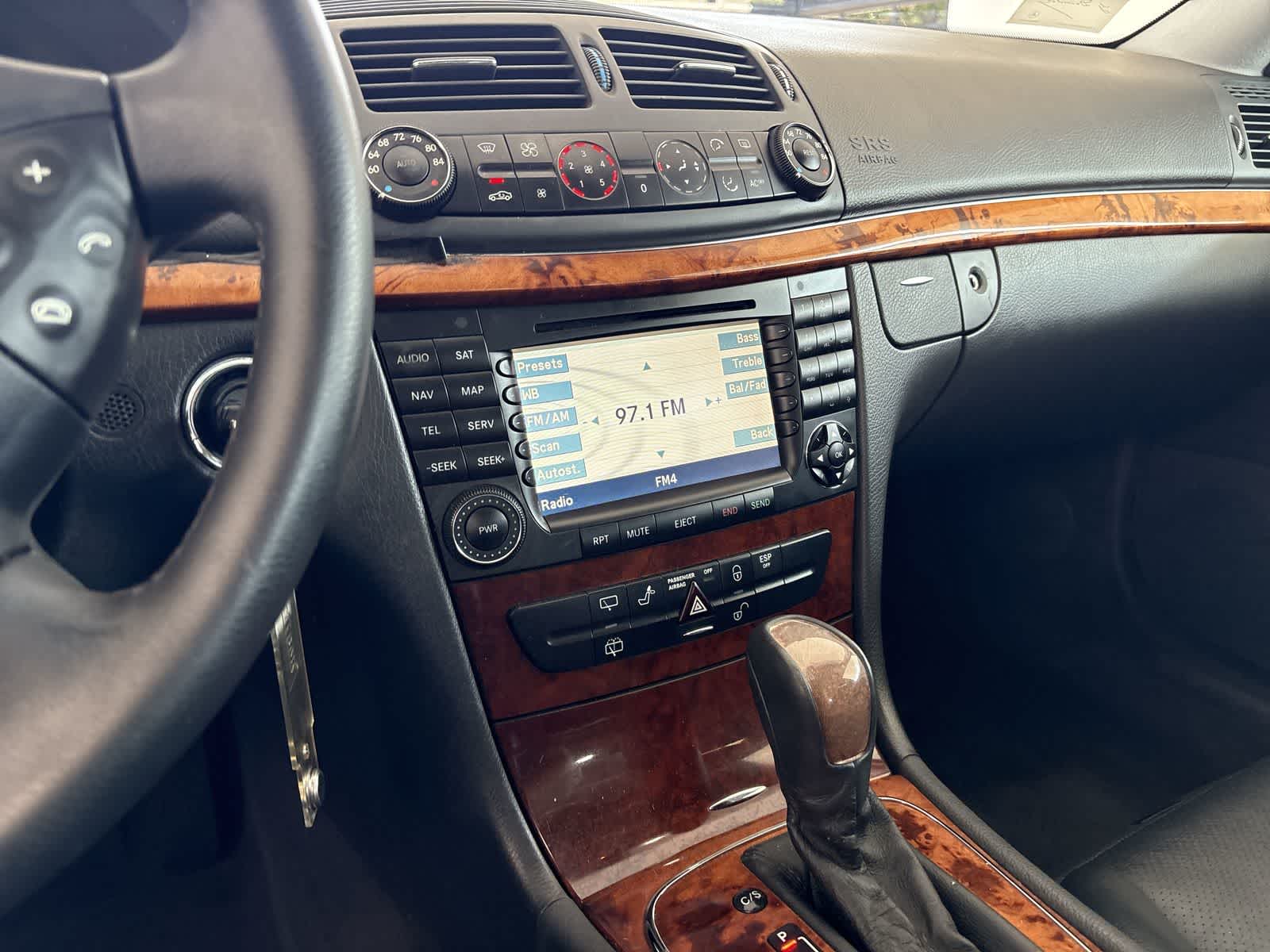 Thumbnail: 2004 Mercedes-Benz E-Class - 15
