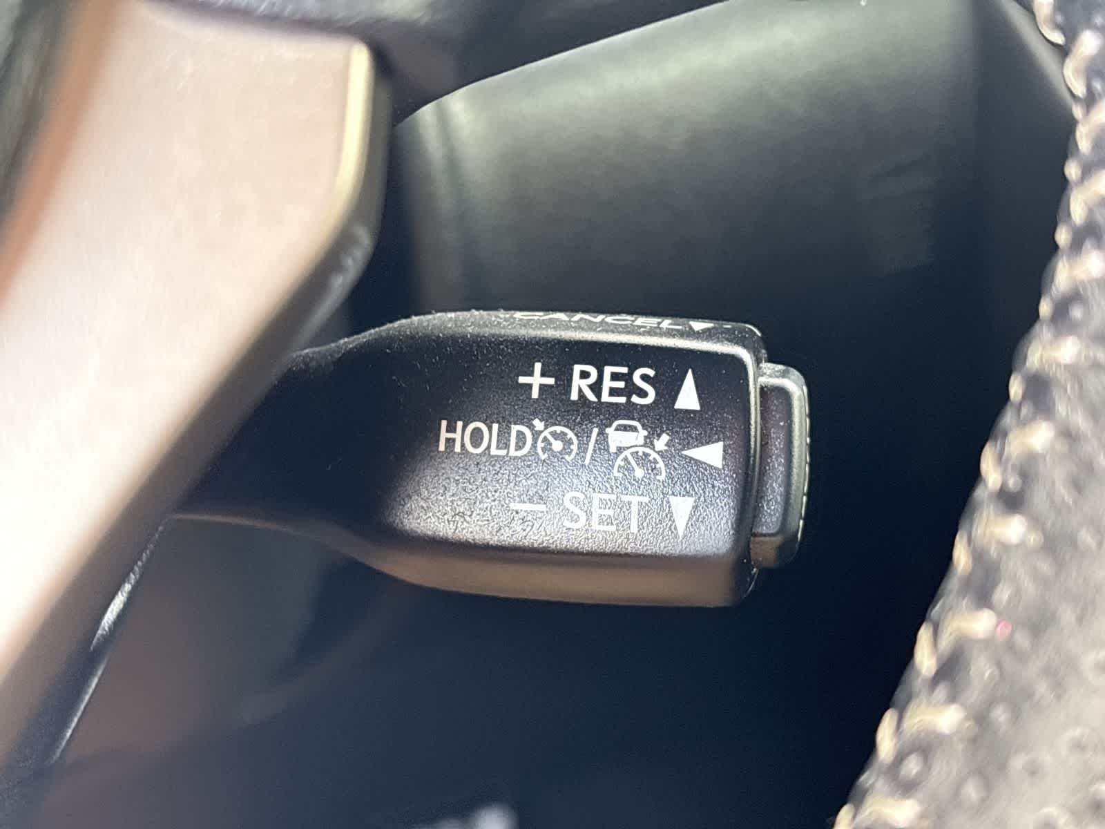 Thumbnail: 2019 Lexus RC - 31