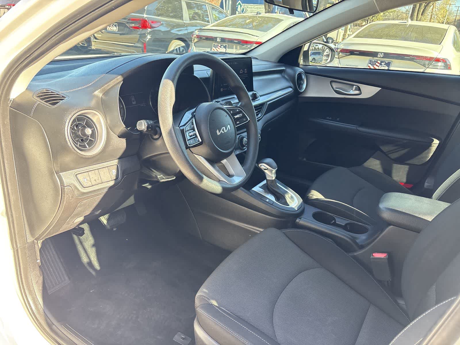 Thumbnail: 2023 Kia Forte - 2