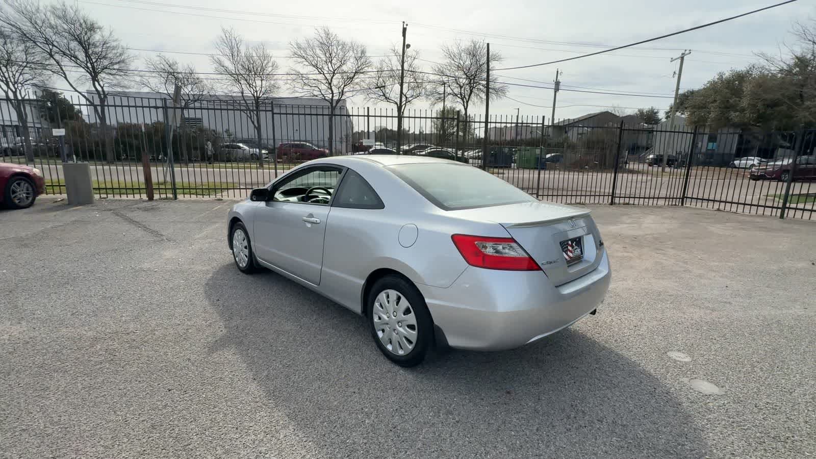 Thumbnail: 2011 Honda Civic - 6