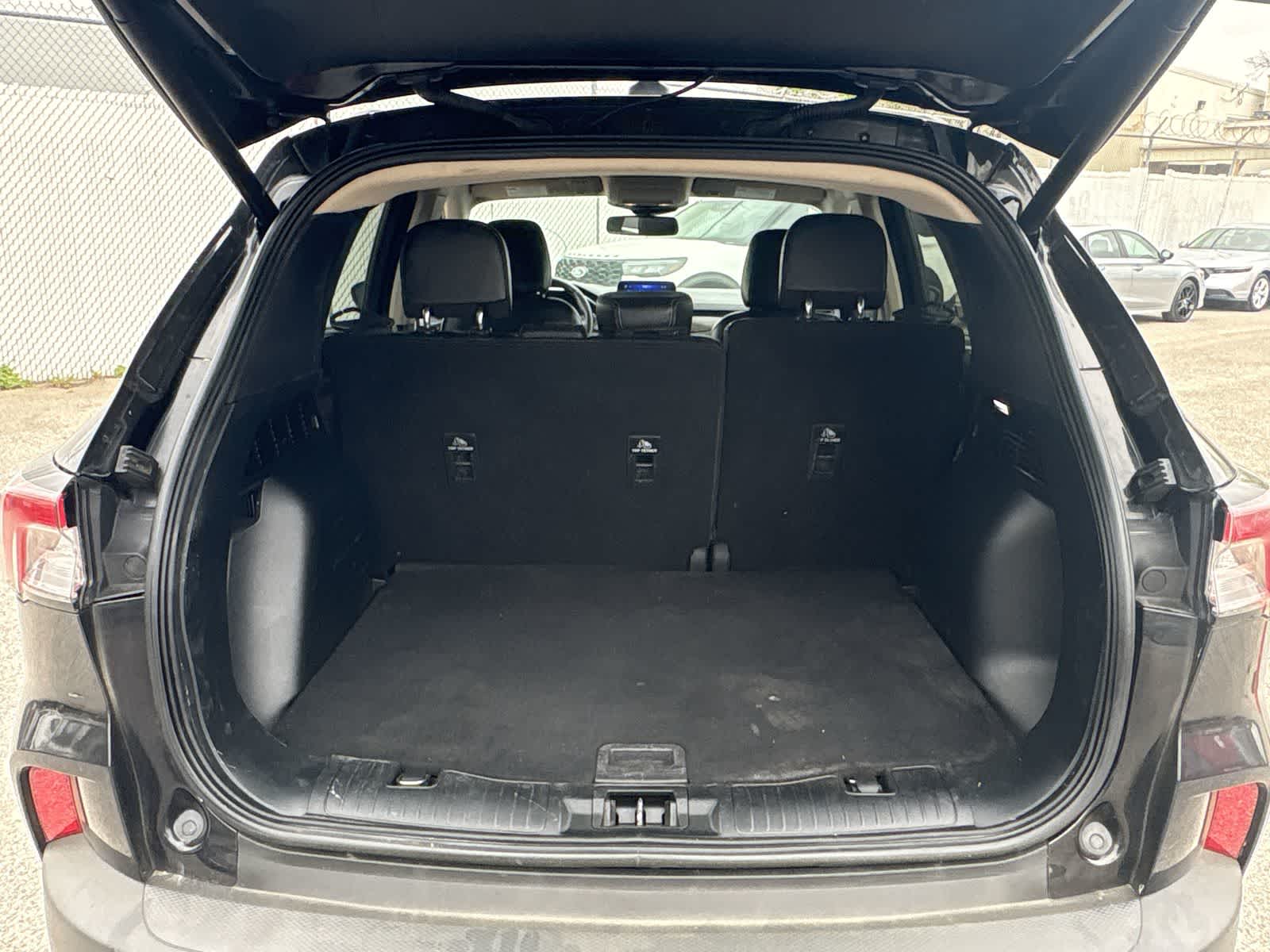 Thumbnail: 2020 Ford Escape - 30