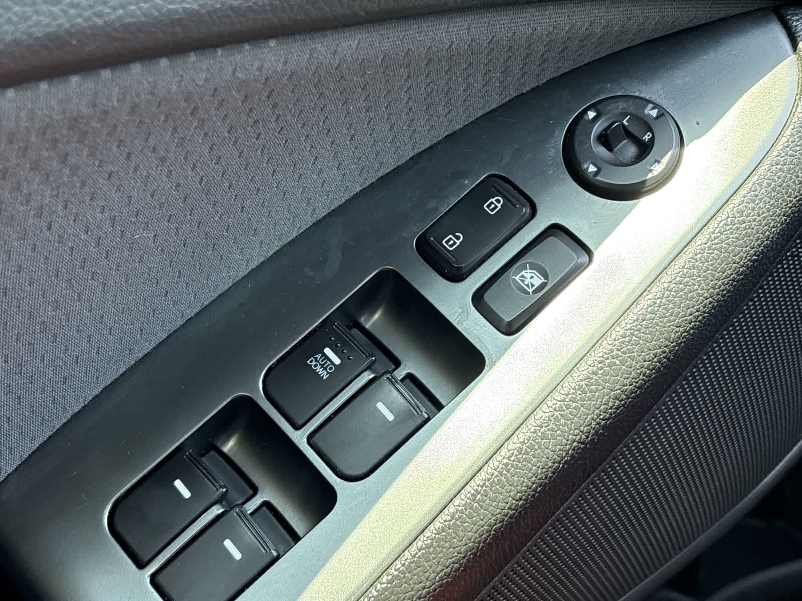 Thumbnail: 2015 Kia Optima - 29