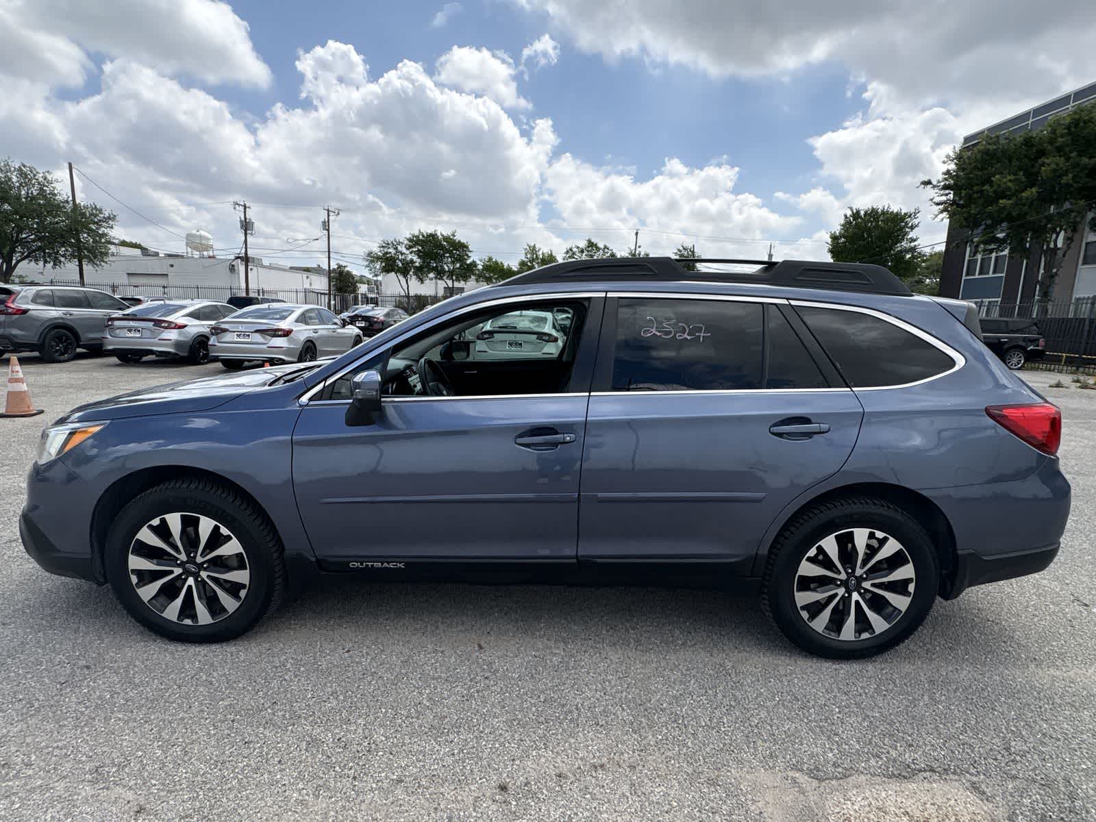 Thumbnail: 2016 Subaru Outback - 3