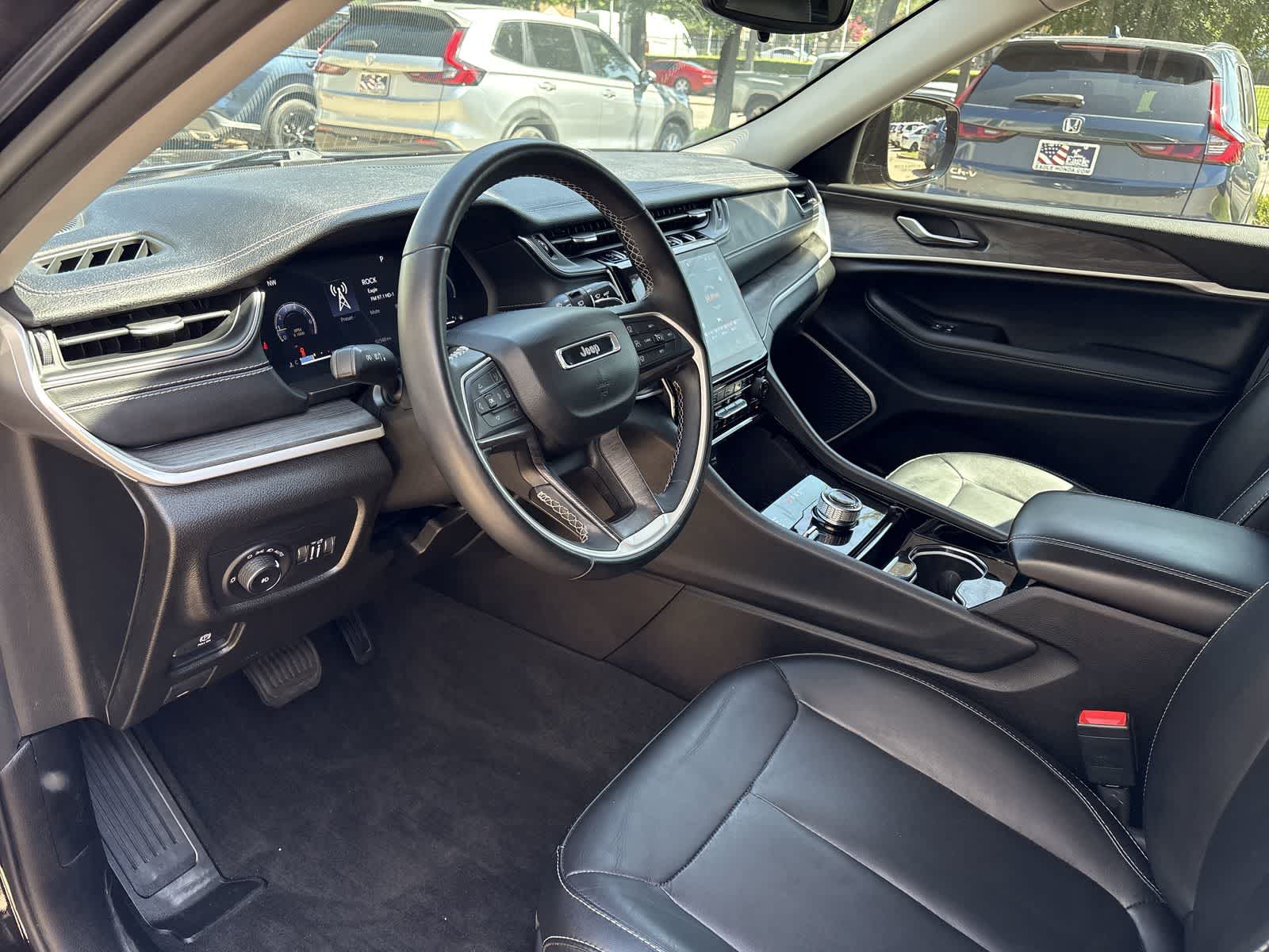 Thumbnail: 2021 Jeep Grand Cherokee L - 2