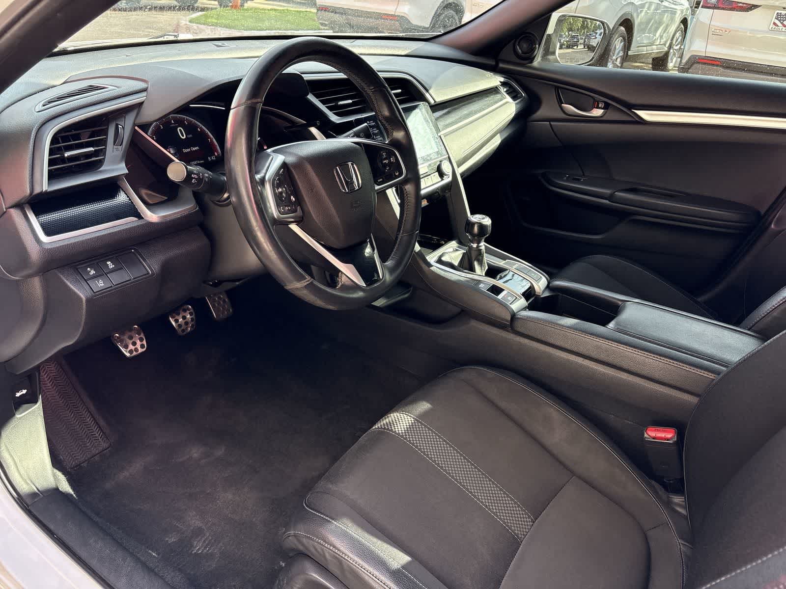 2019 Honda Civic Sport photo 2