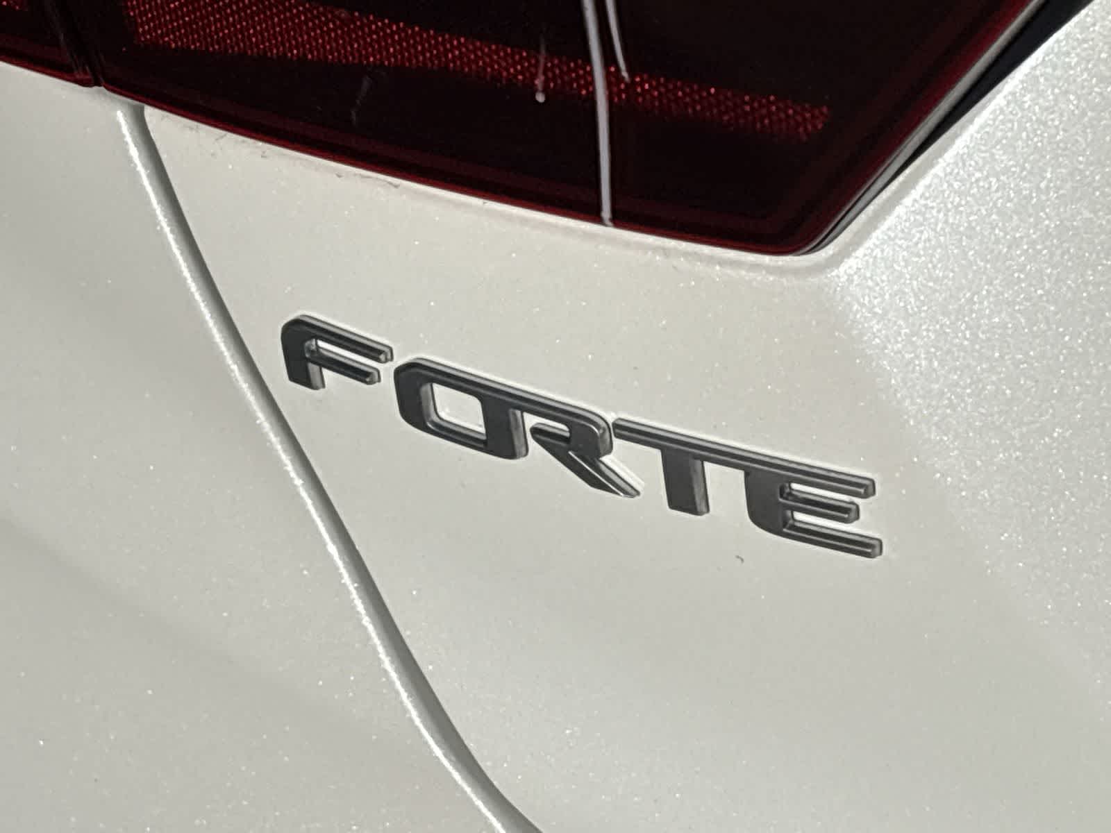 Thumbnail: 2023 Kia Forte - 7