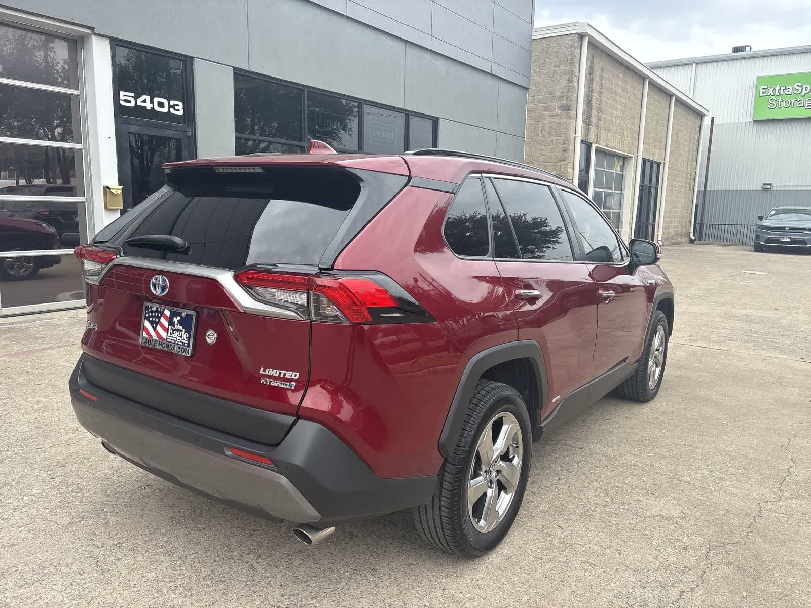 Thumbnail: 2019 Toyota RAV4 - 14