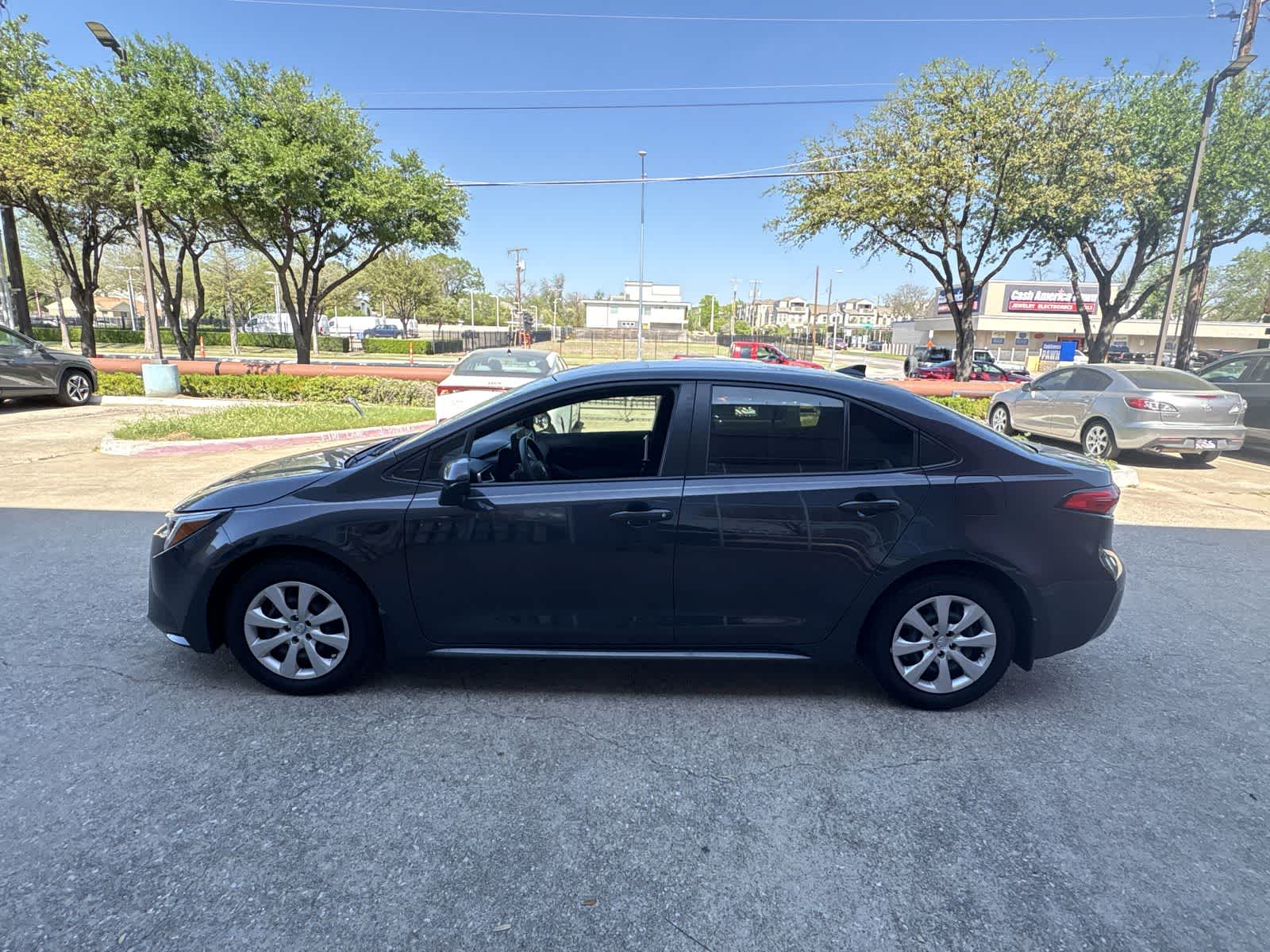 Thumbnail: 2025 Toyota Corolla - 3