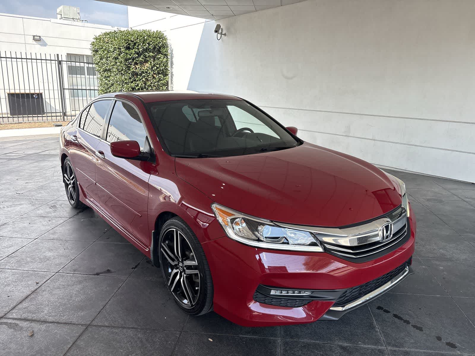 Thumbnail: 2017 Honda Accord - 23