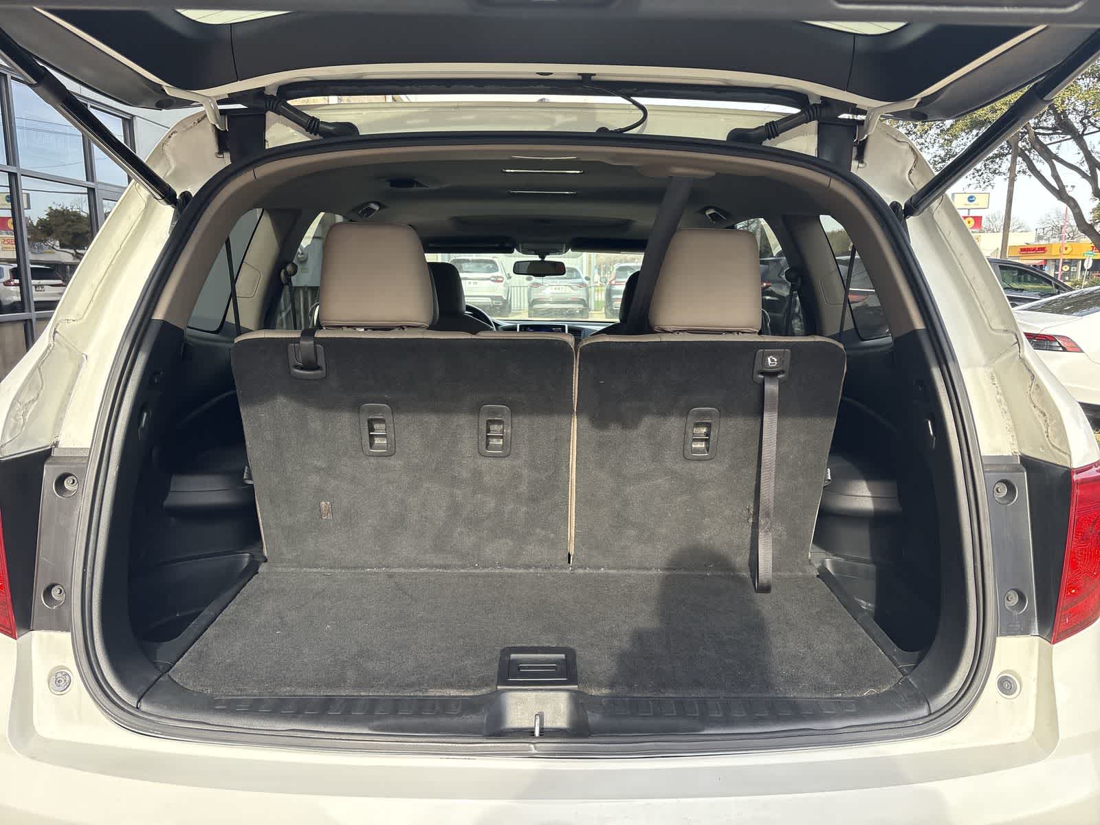 Thumbnail: 2018 Honda Pilot - 18