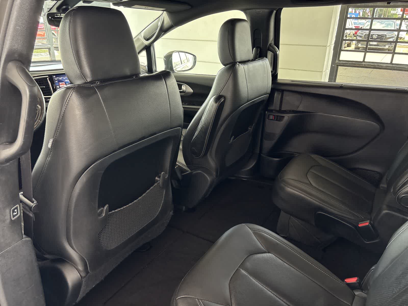 Thumbnail: 2020 Chrysler Pacifica - 11