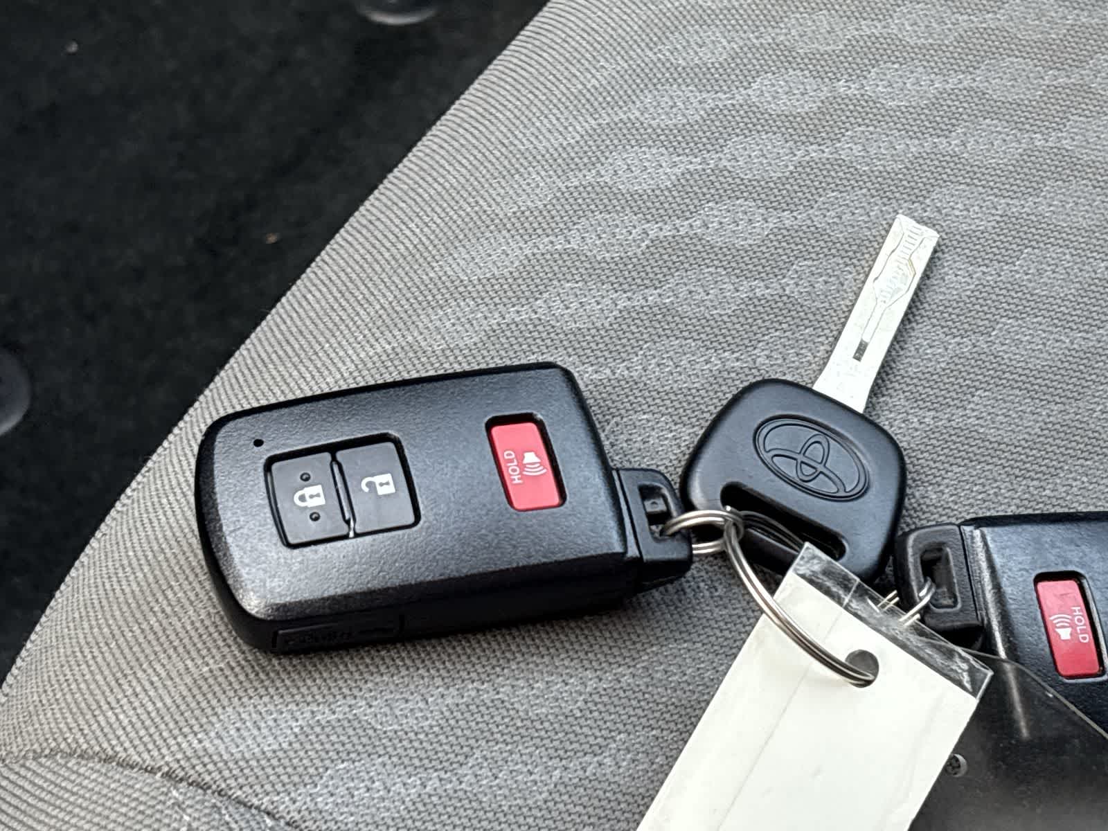 Thumbnail: 2023 Toyota Tacoma - 27