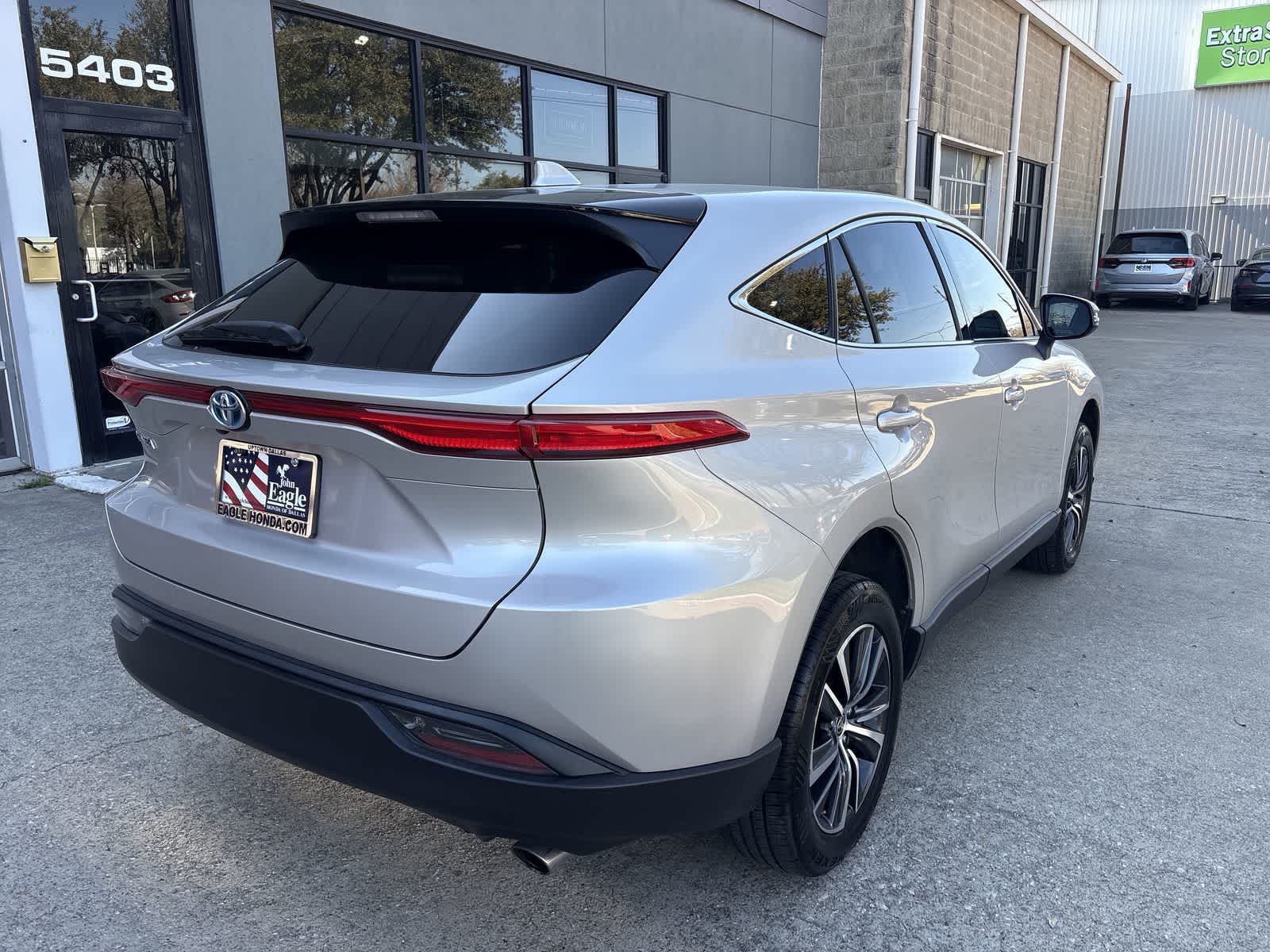 Thumbnail: 2023 Toyota Venza - 14