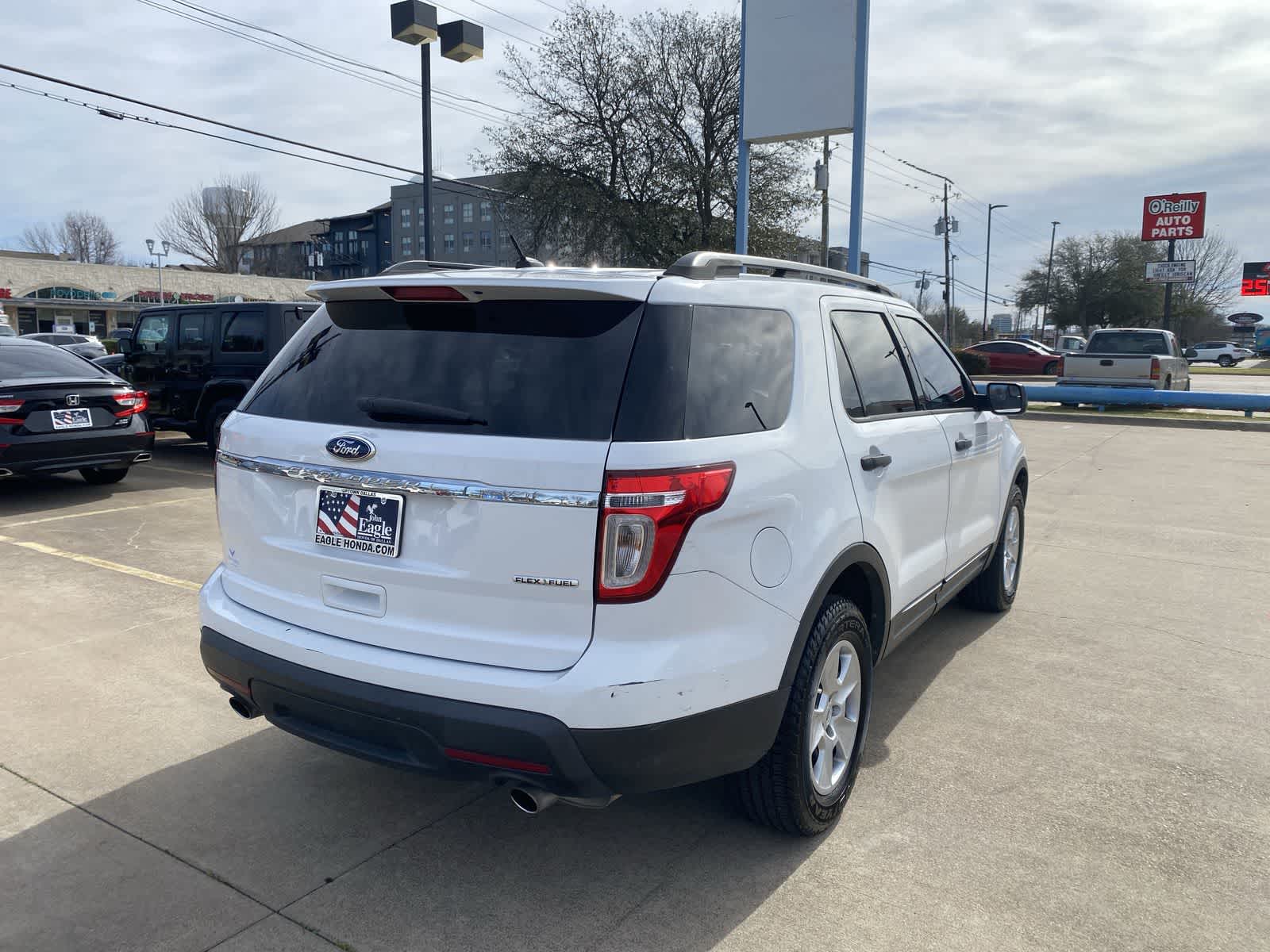 Thumbnail: 2014 Ford Explorer - 26