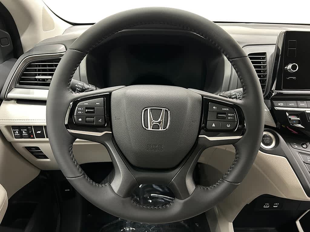 Thumbnail: 2026 Honda Odyssey - 13