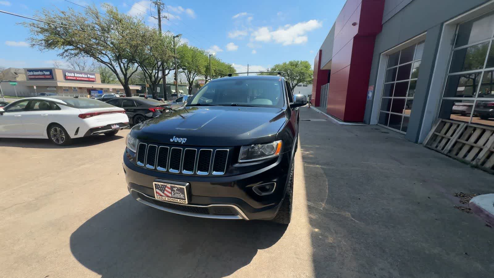Thumbnail: 2015 Jeep Grand Cherokee - 3
