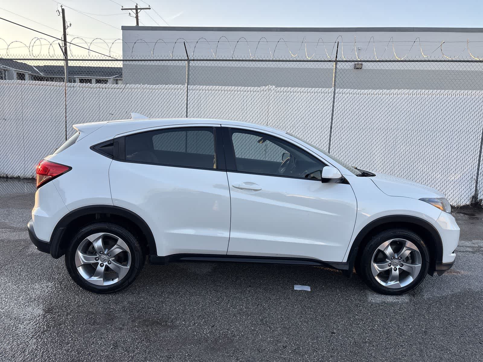 Thumbnail: 2018 Honda HR-V - 23